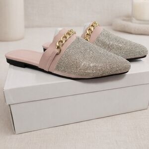 NIB Taytoe Size 8 Bling Bling Elegant Pink and Silver Women's Mules